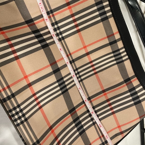 Plaid Patterned Purse - Picture 4 of 6